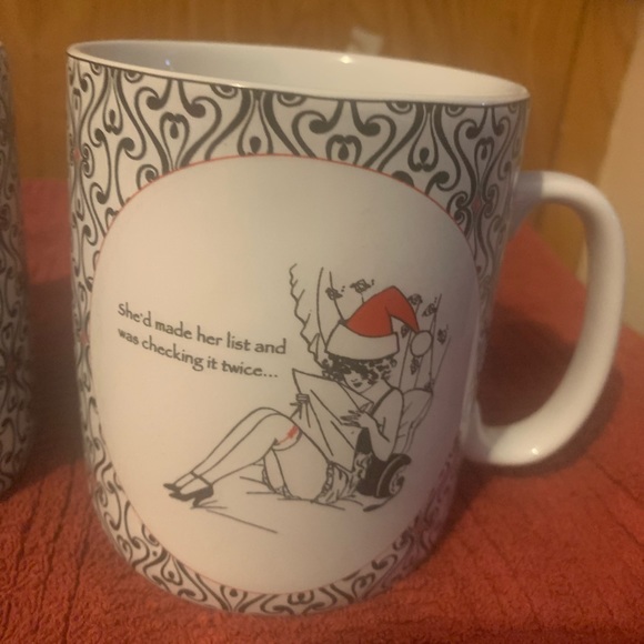 THREE 222 Fifth Santa's Hot Babe 24 oz. Jumbo Mug - Picture 4 of 4
